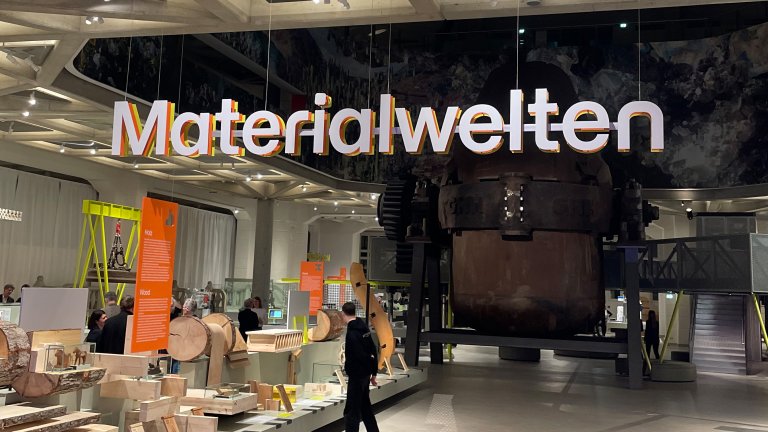 Ausstellung Materialwelten