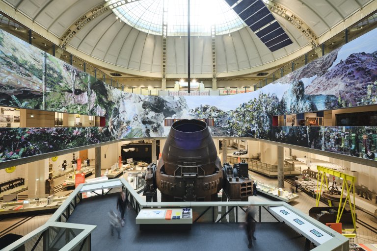 Ausstellungsansicht TMW Materialwelten